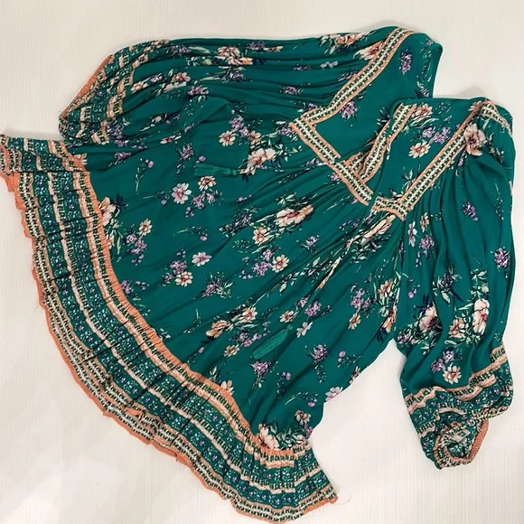 Flowy Tunic Top Coverup - Picture 3 of 3